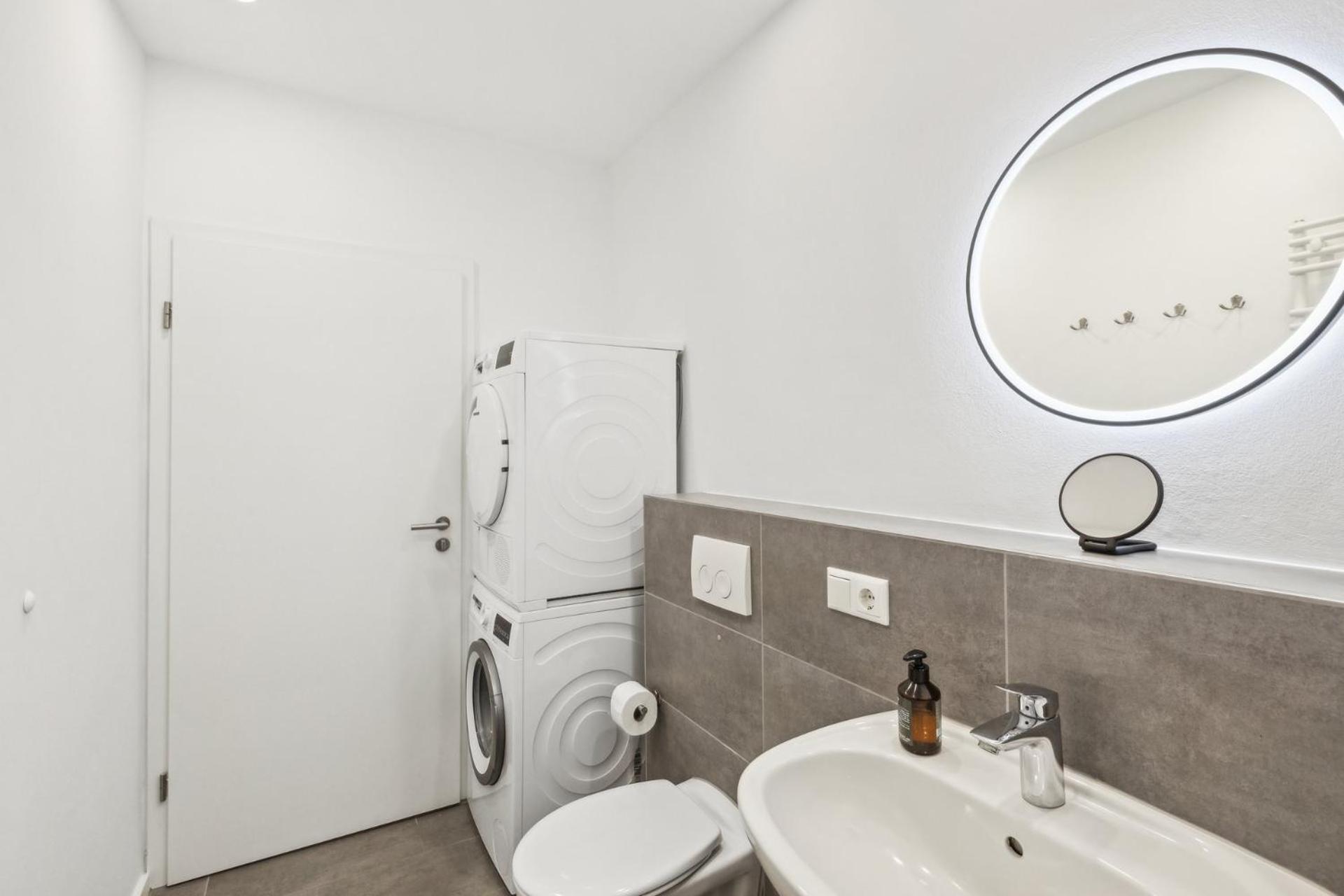 Business Apartment Kranich: 3 Zimmer, Top Infrastrukturlage Hh Langenhorn, Naehe Airport 함브루크 외부 사진